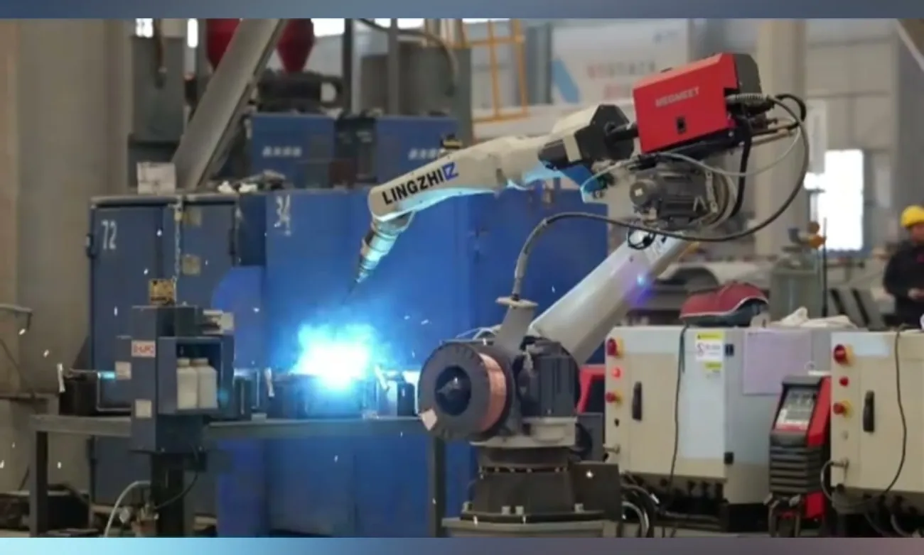 Automated robotic welding equipment operating in the MBFD production facility